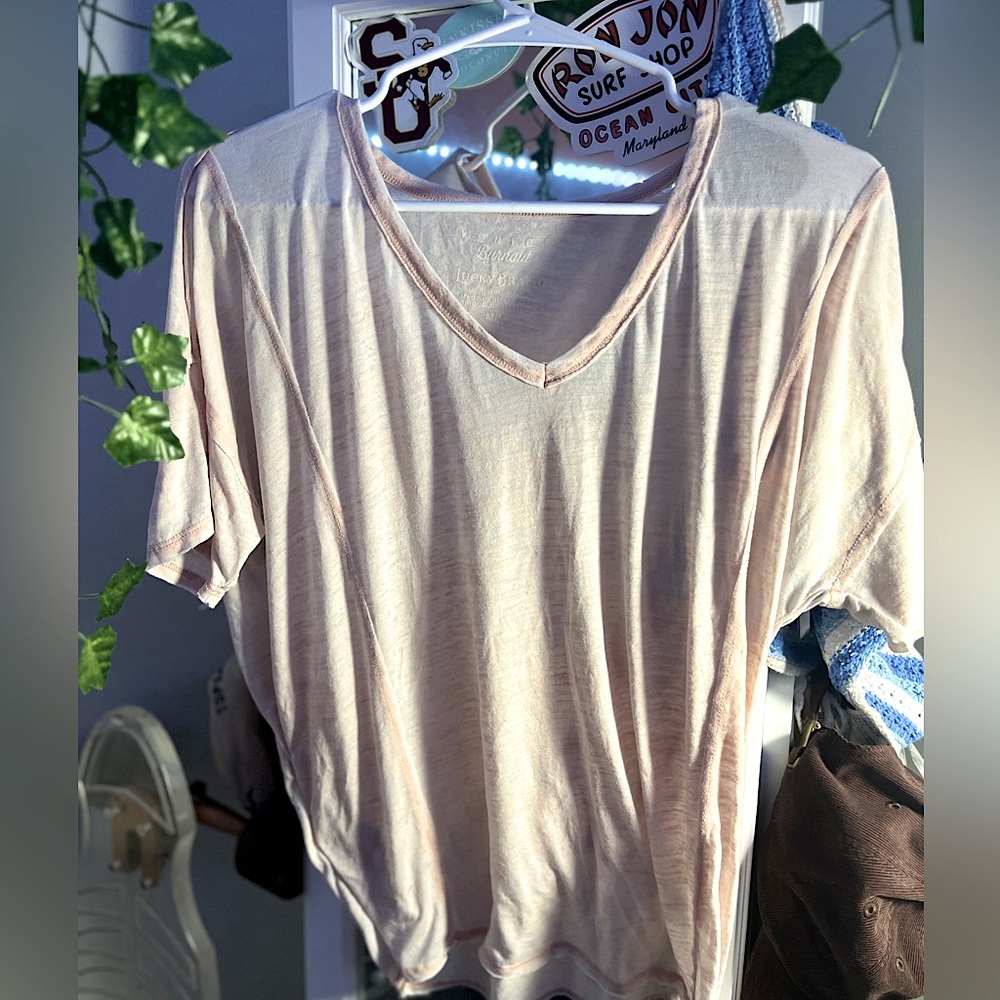Flowy Very Light Pink T-Shirt